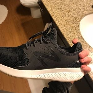 New Balance Tennis Shoes